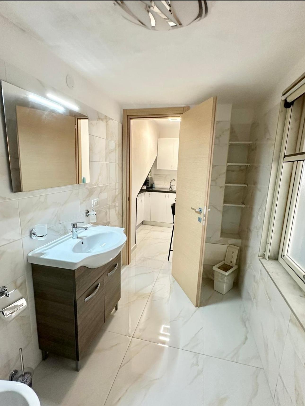 Rose'S House Hotel Наполи Екстериор снимка